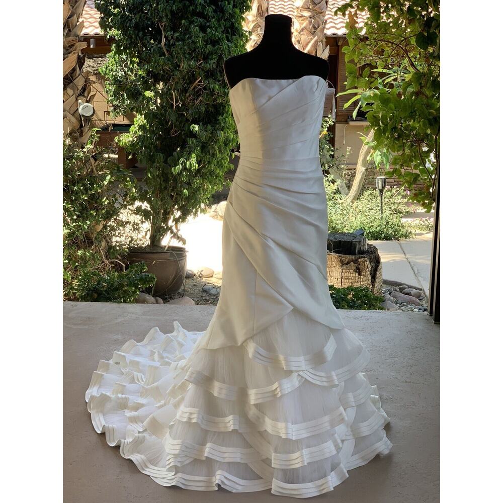 Size 8 Wedding Dress EDEN BRIDALS Strapless Ruffle A Line Ballgown Train